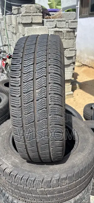 215/65r16c Snovanis