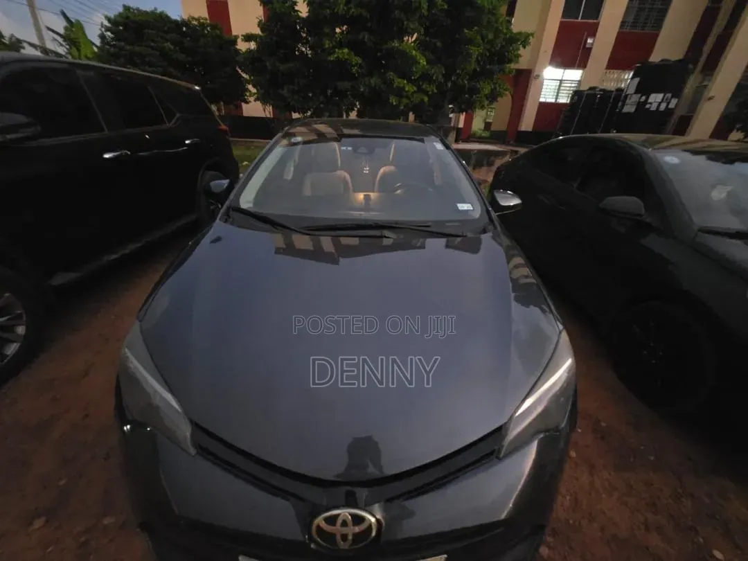 Toyota Corolla L 4dr Sedan (1.8L 4cyl CVT) 2017 Gray