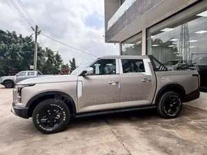 New Nissan Z9 2.0T Petrol 4WD 2025 Gold