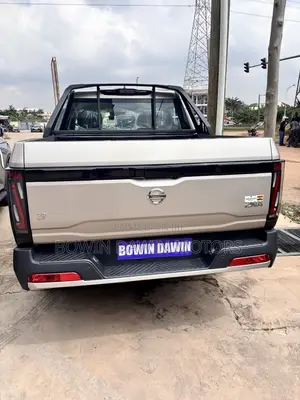 New Nissan Z9 2.0T Petrol 4WD 2025 Gold