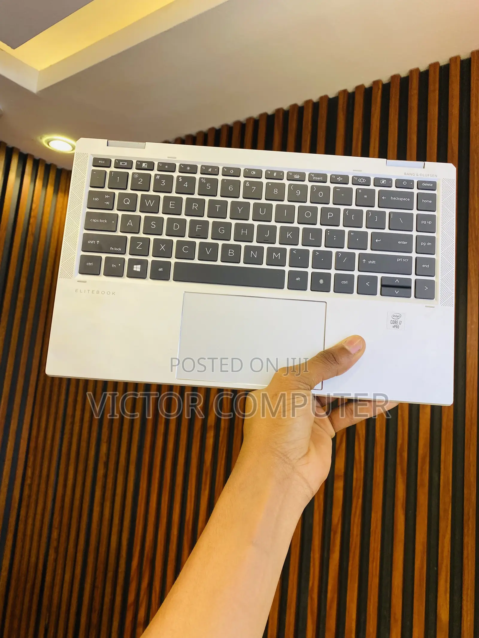 Laptop HP EliteBook x360 1040 G7 16GB Intel Core i7 SSD 512GB