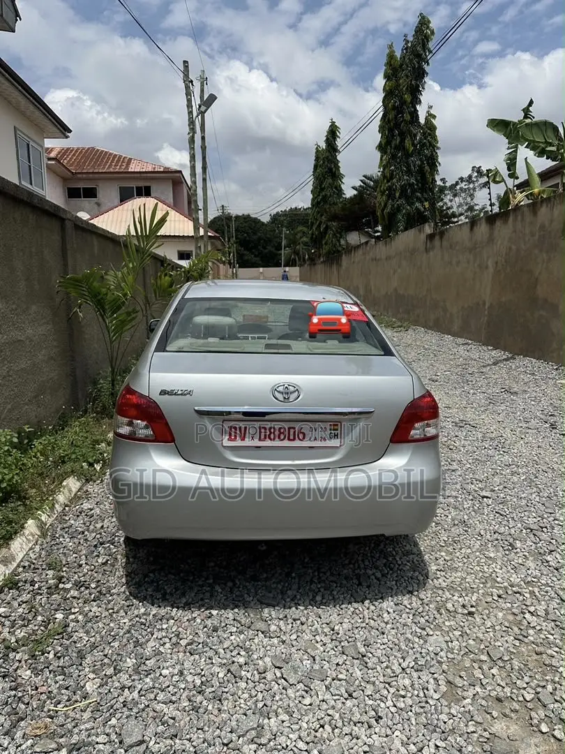 Toyota Belta 2012 Gray