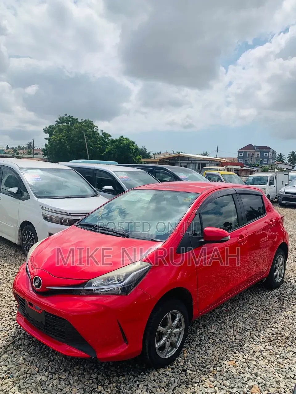 Toyota Vitz 2014 Red