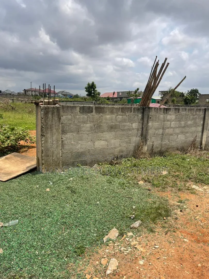 One Plot at Katamanso China Mall