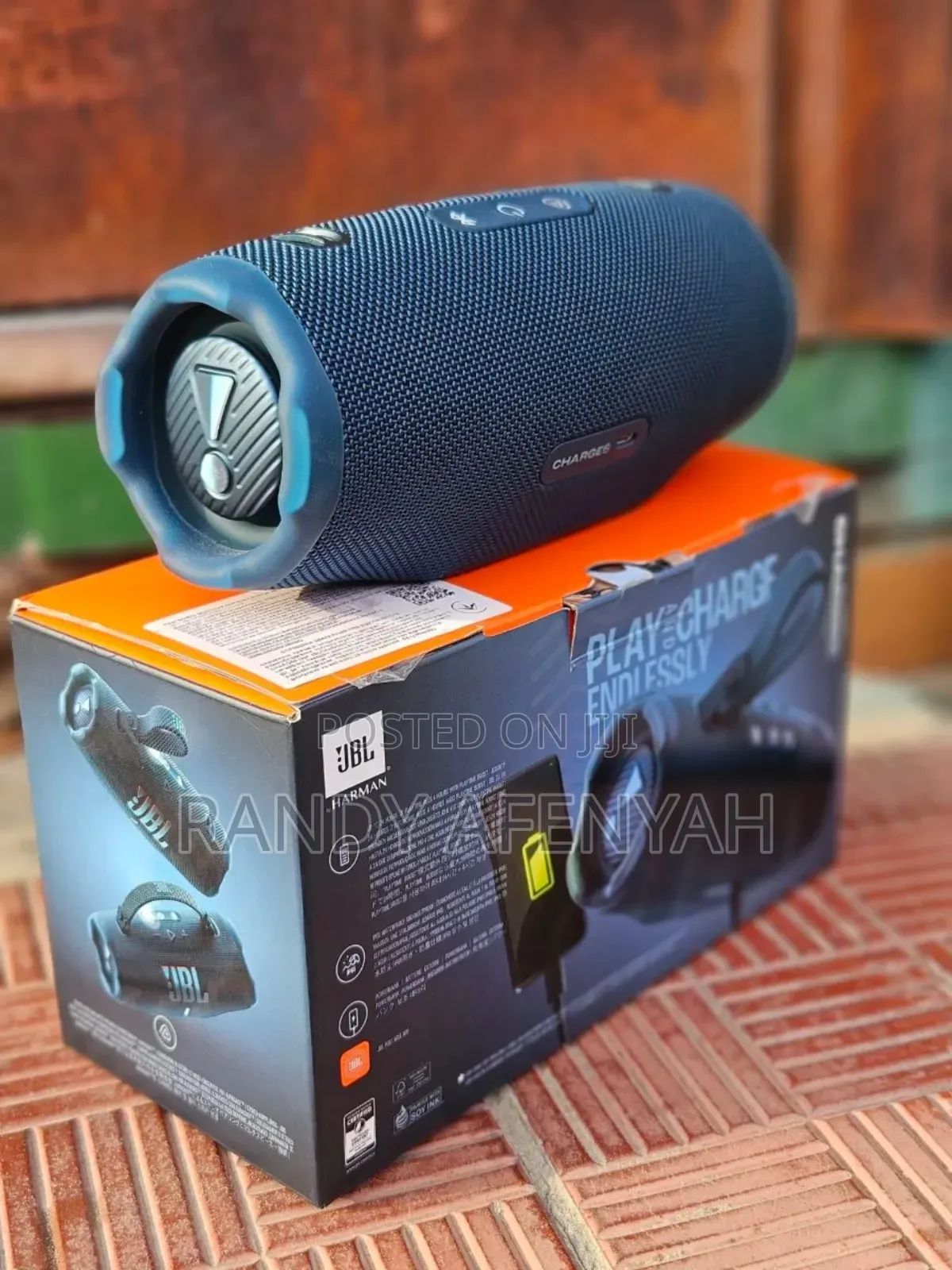 JBL Charge 6