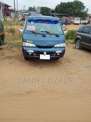 Hyundai H-100 1998 Blue