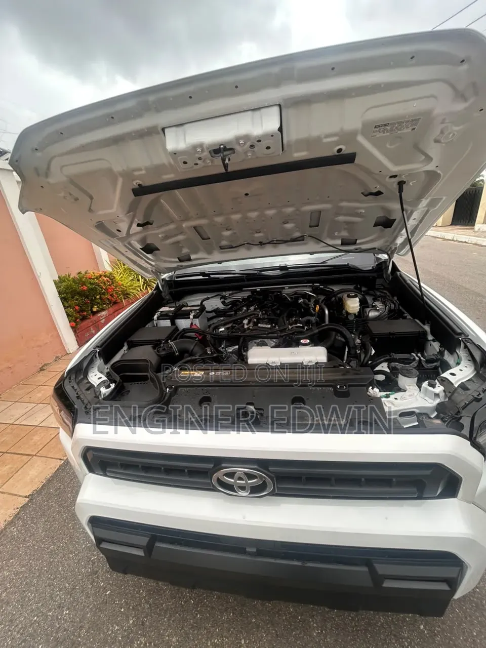 Toyota 4-Runner TRD Off-Road 4WD (2.4L 4cyl Turbo 8A) 2025 White