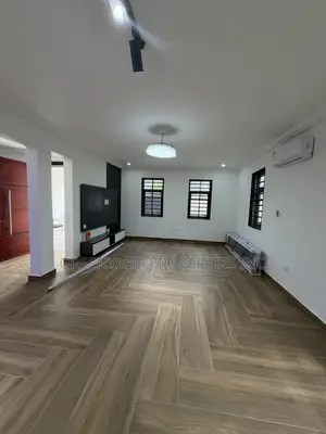 3bdrm Apartment in Trasacco, Adjiriganor for rent