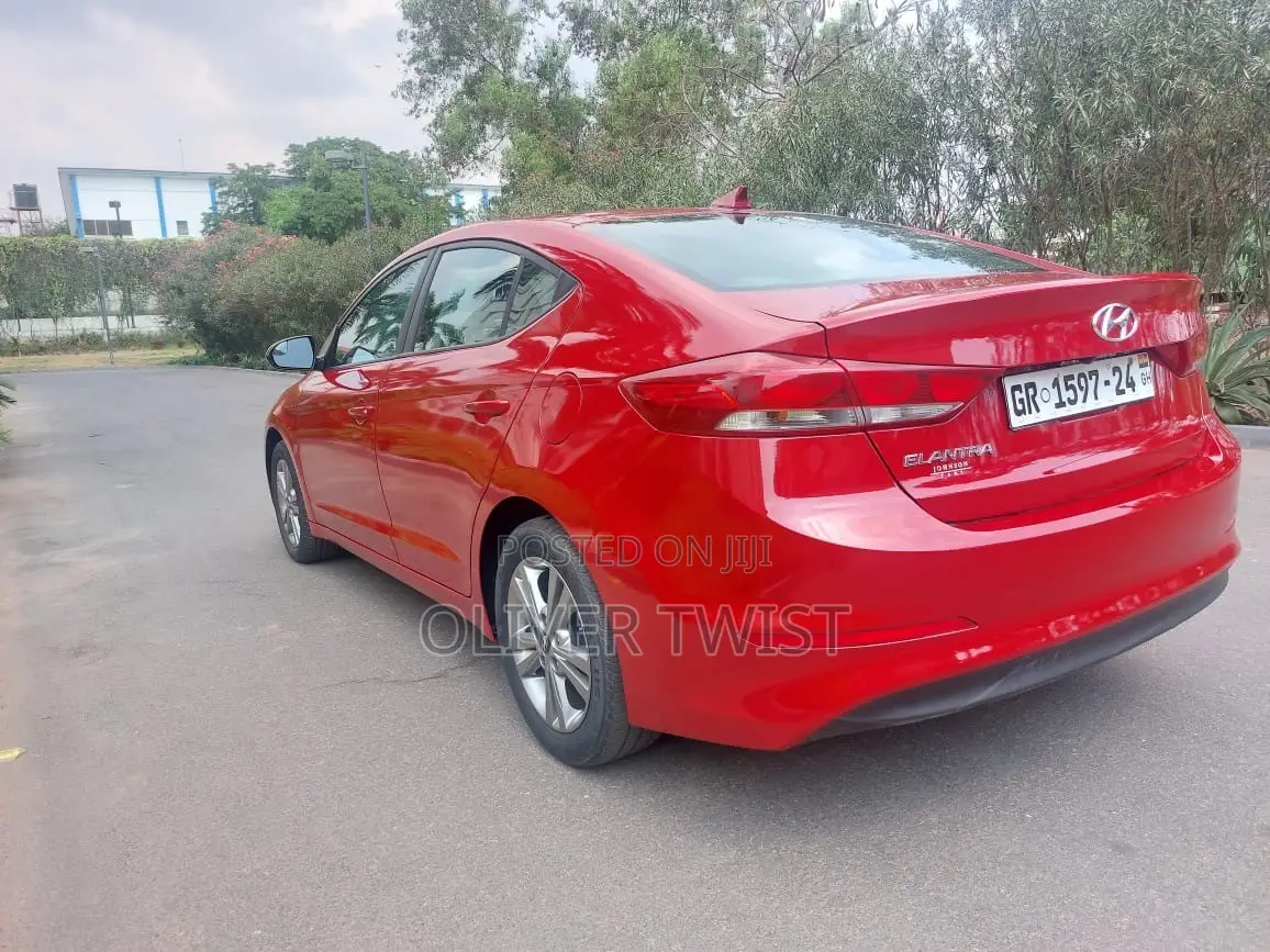 Hyundai Elantra SE 2018 Red