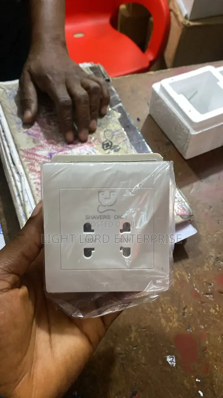 Shavers 3X3 110V and 220V Only Switches