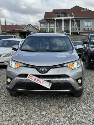 Toyota RAV4 2017 Silver