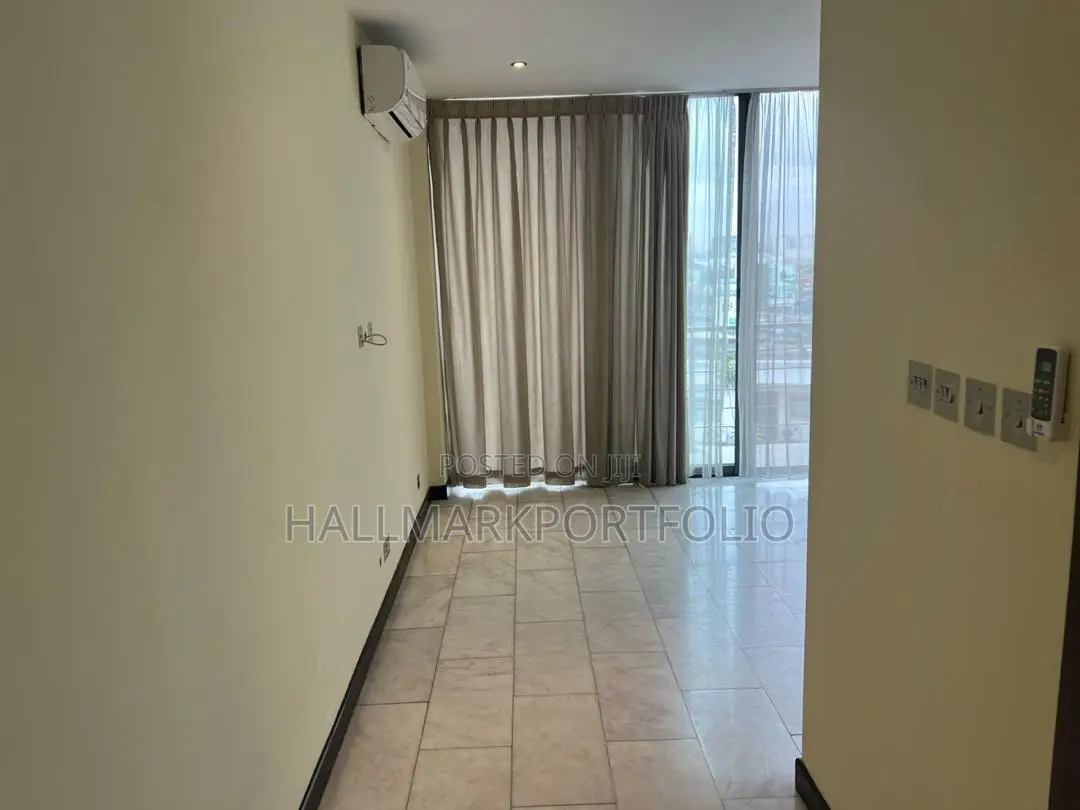 3bdrm Apartment in Airport Residential for sale