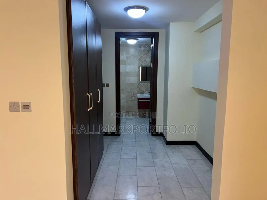 3bdrm Apartment in Airport Residential for sale