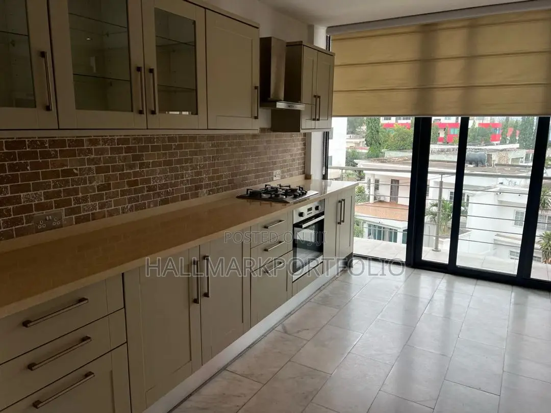 3bdrm Apartment in Airport Residential for sale