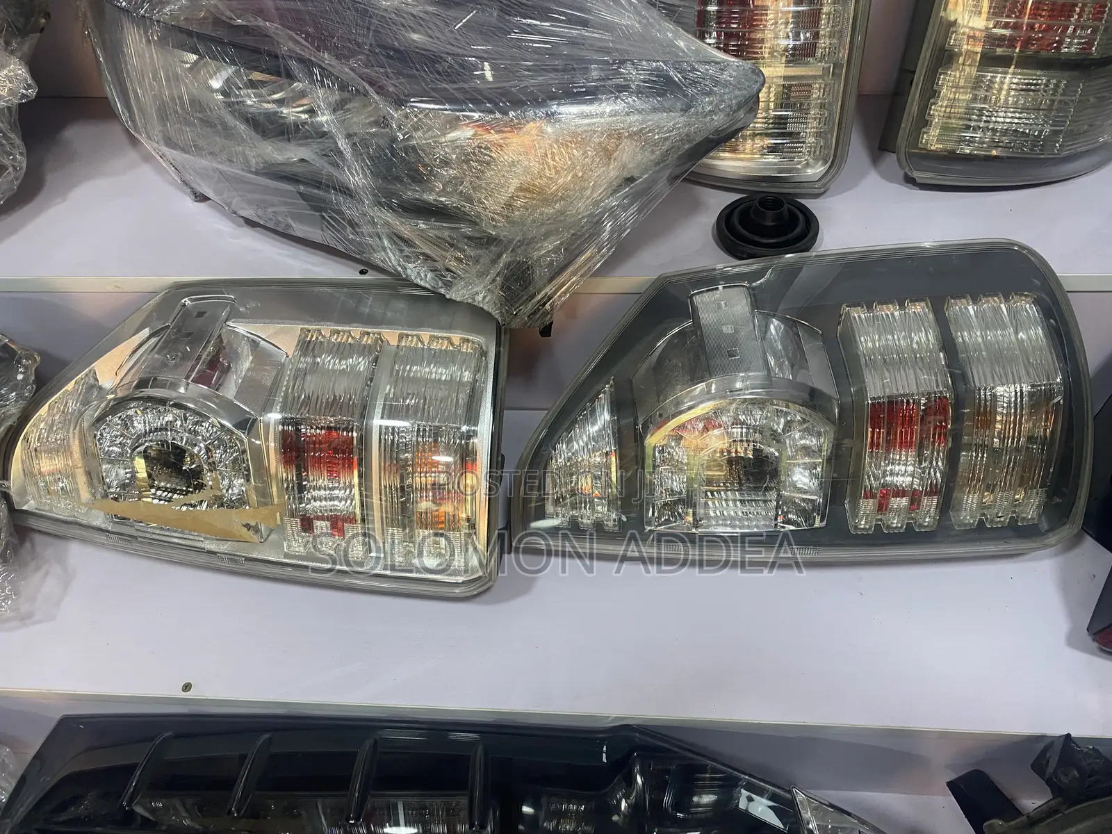 Toyota Voxy Model, Roughly 2007–2013) LED Rear Tail Light Assemblies.