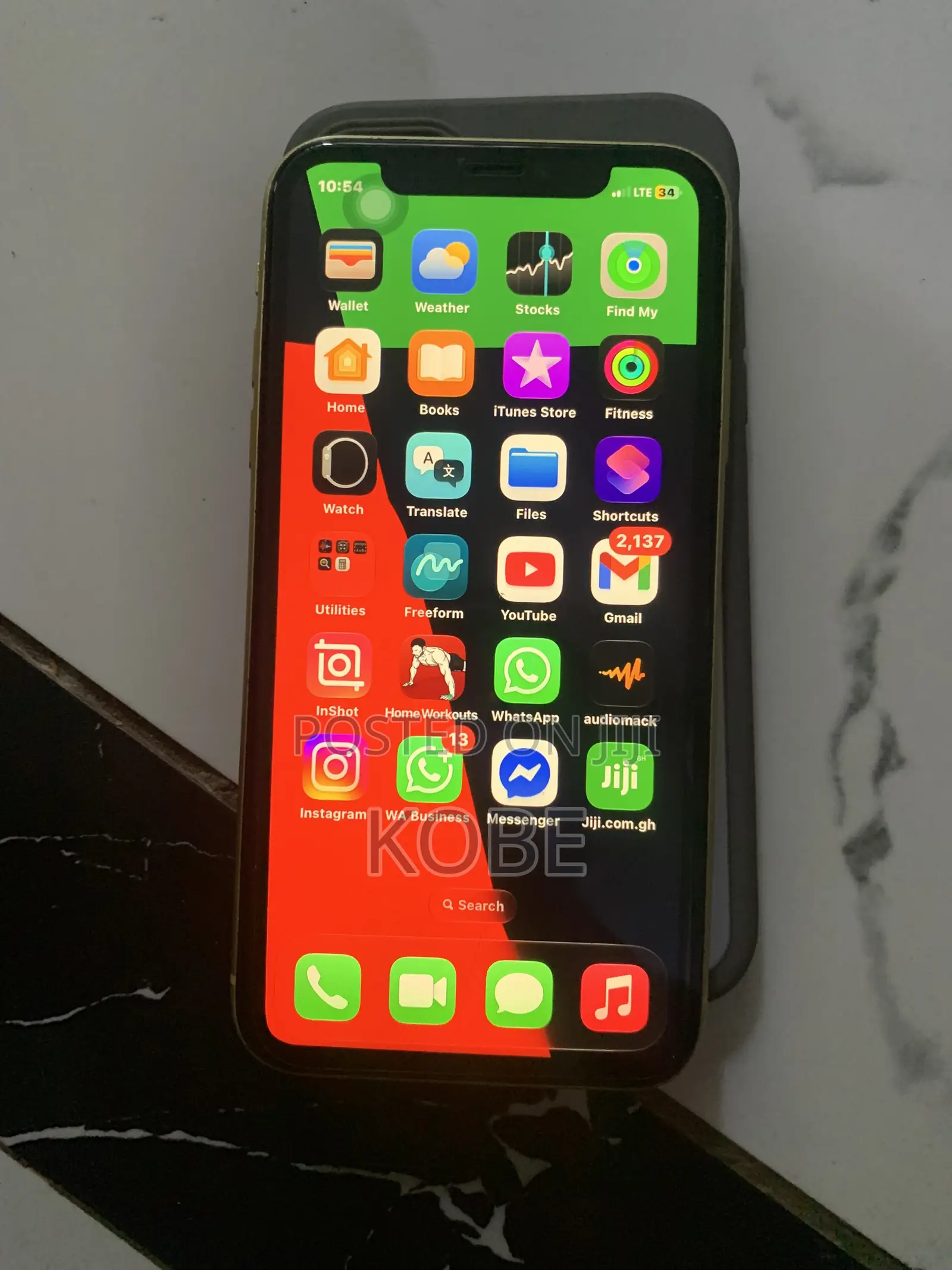 Apple iPhone 11 64 GB Yellow