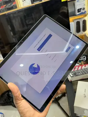 Laptop Microsoft Surface Pro 11th Edition, a Copilot+ PC 16GB SSD 1T