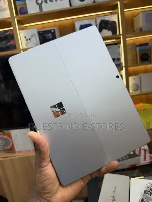 Laptop Microsoft Surface Pro 11th Edition, a Copilot+ PC 16GB SSD 1T