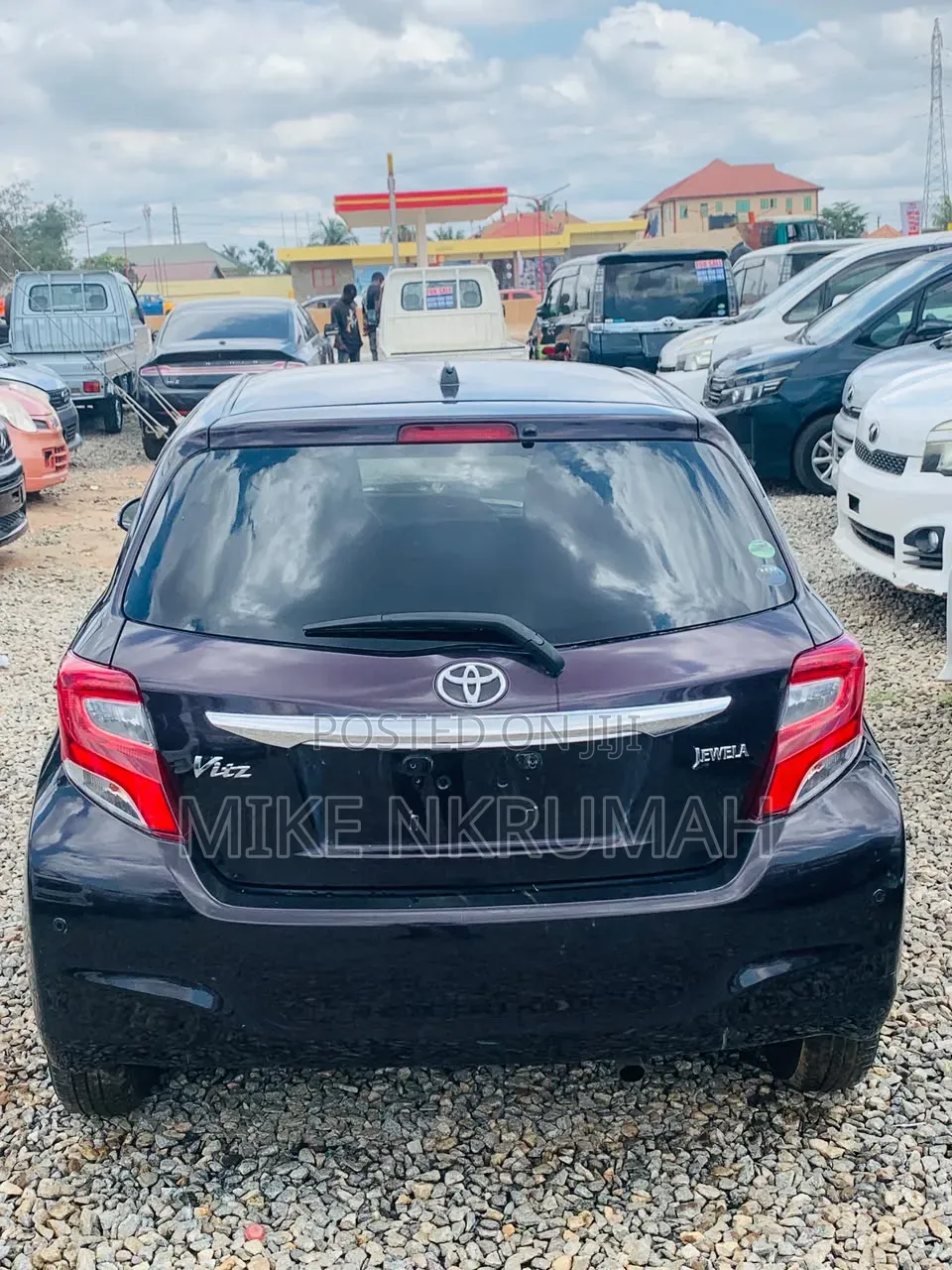 Toyota Vitz 2016 Brown
