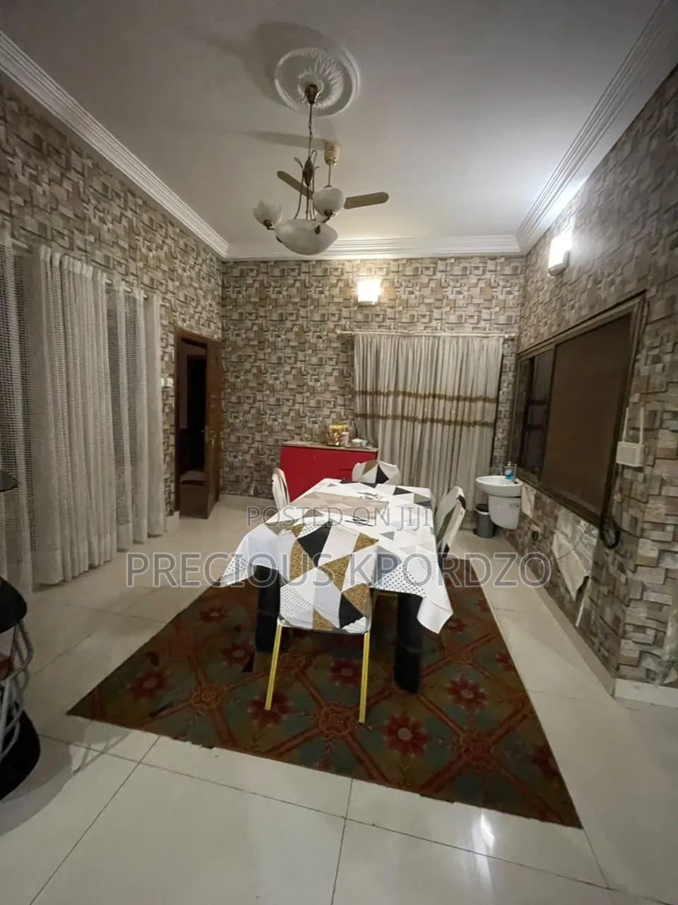 7bdrm House in Frafraha Adenta for rent