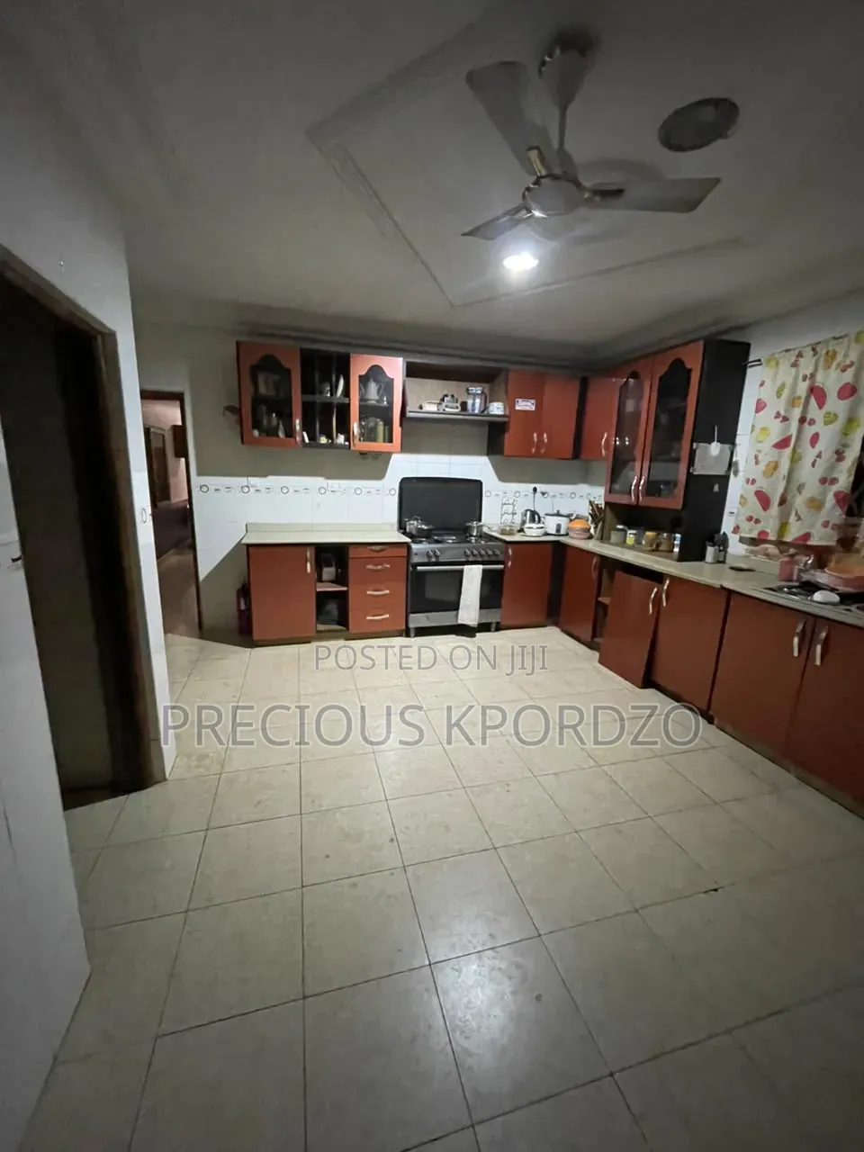 7bdrm House in Frafraha Adenta for rent