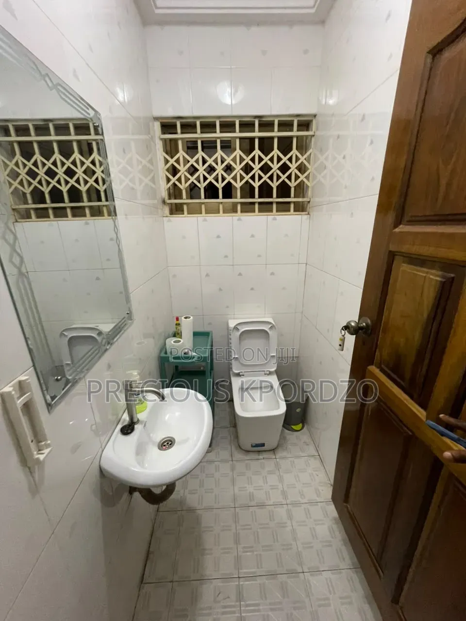 7bdrm House in Frafraha Adenta for rent