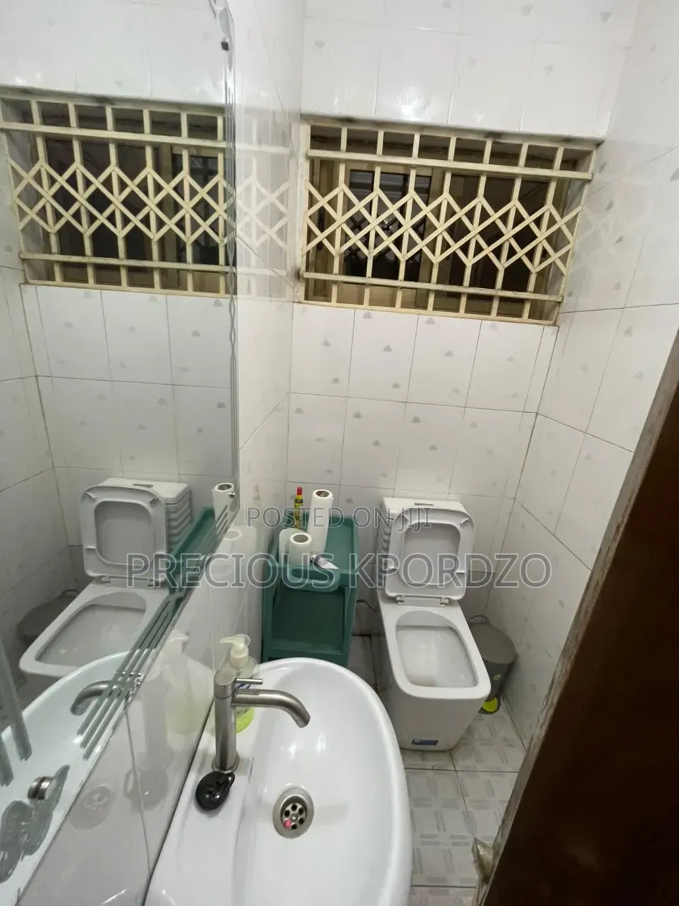 7bdrm House in Frafraha Adenta for rent