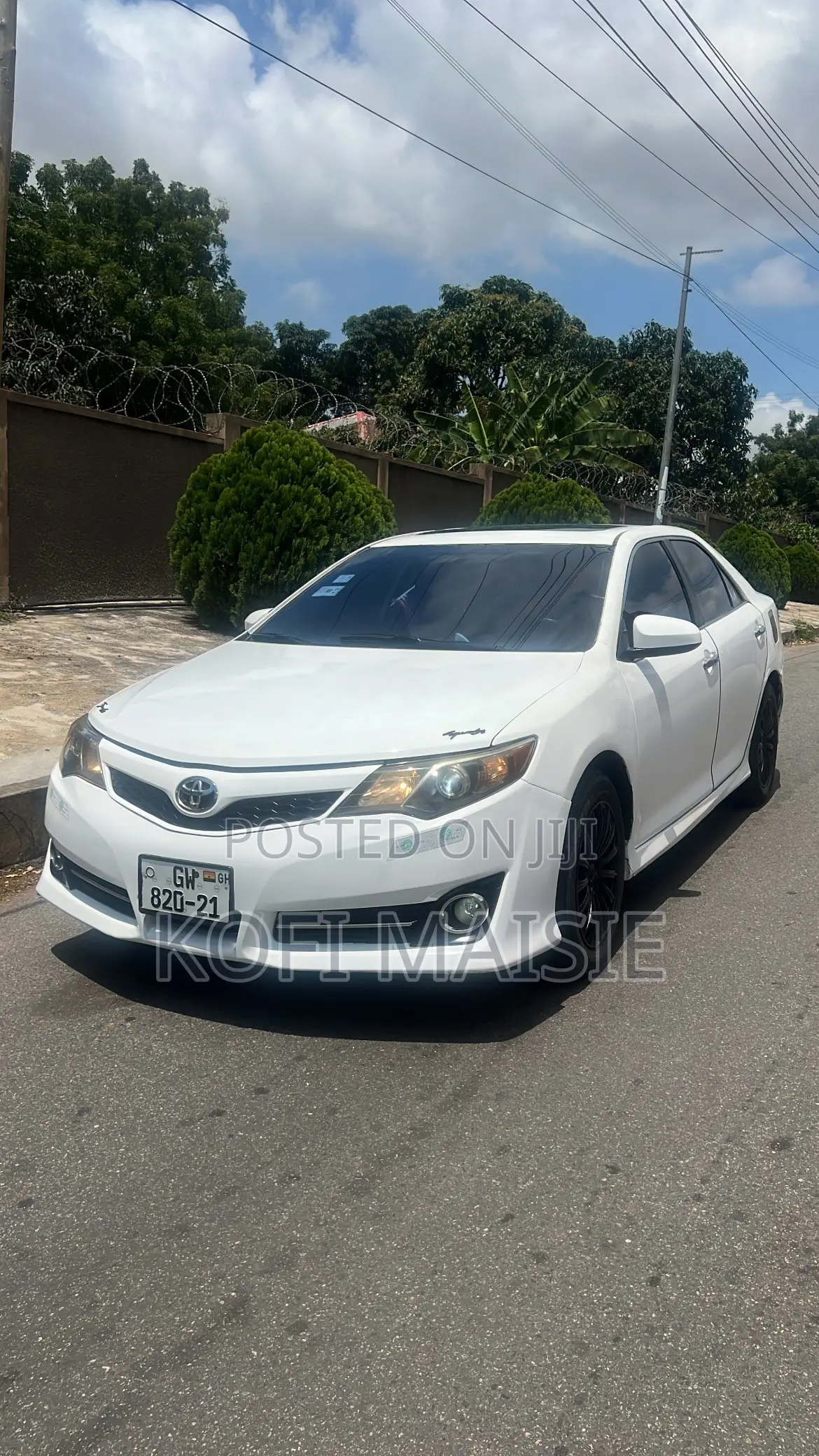 Toyota Camry SE Sport 4dr Sedan w/Prod. End 11/13 (2.5L 4cyl 6A) 2014