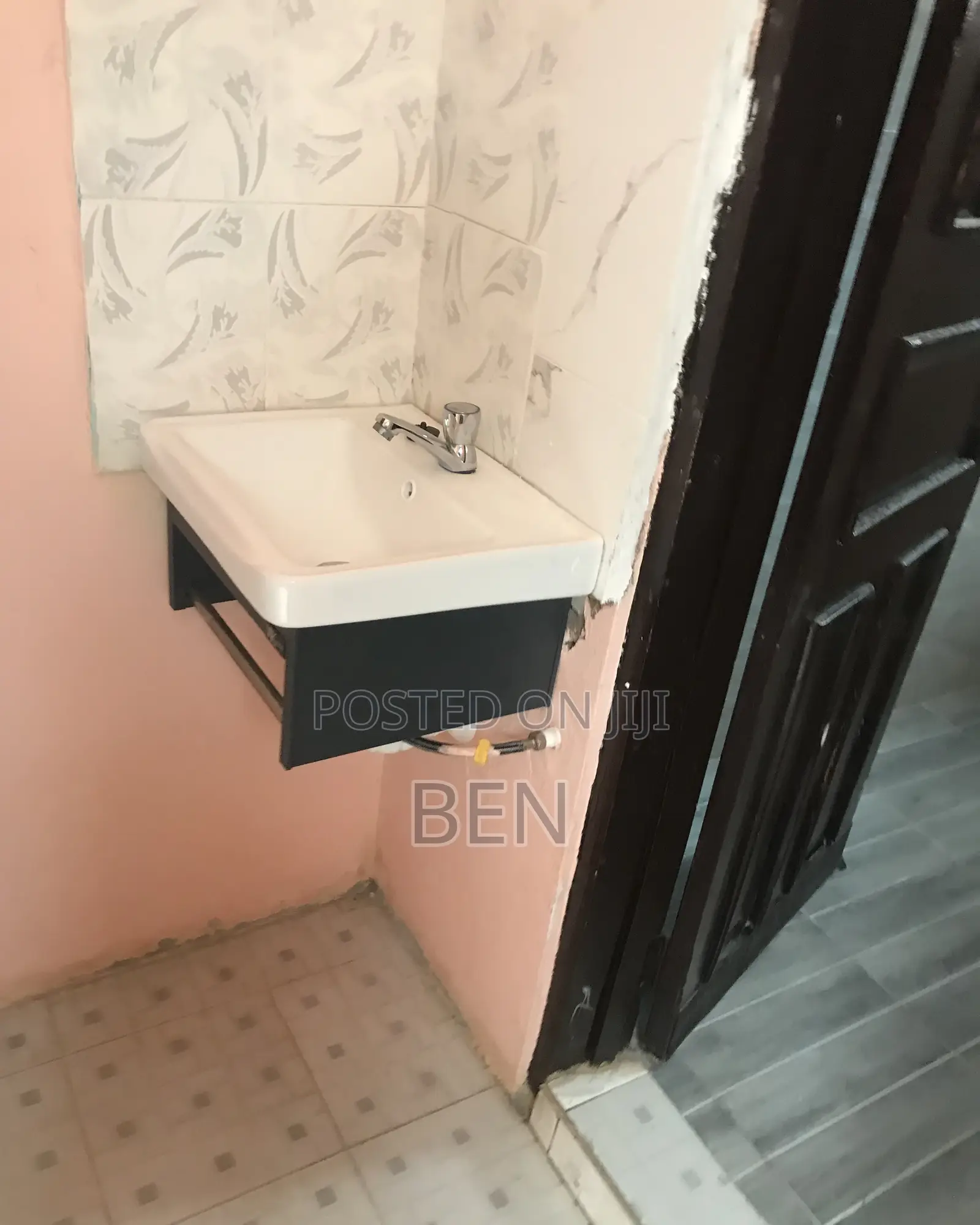2bdrm Apartment in Mile 7 Achimota for rent