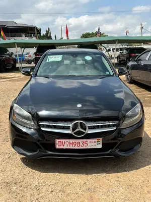 Mercedes-Benz C300 Luxury Sedan RWD (2.0L 4cyl 7A) 2016 Black