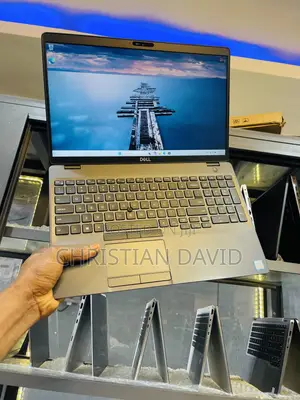 Laptop Dell Latitude 5500 8GB Intel Core i5 SSD 256GB