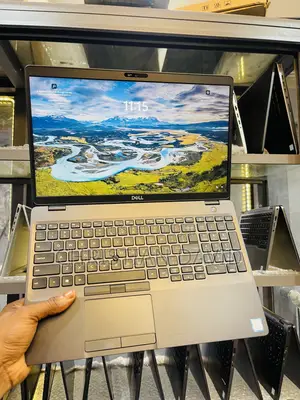 Laptop Dell Latitude 5500 8GB Intel Core i5 SSD 256GB