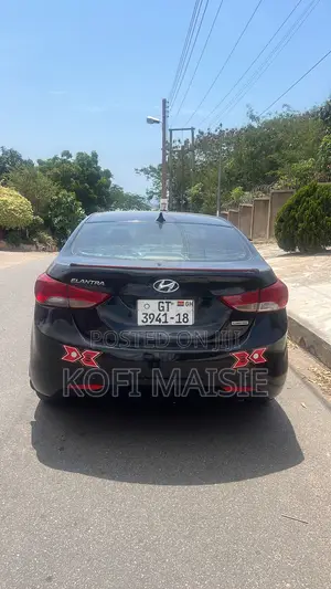 Hyundai Elantra GLS Sedan FWD (1.8L 4cyl 6A) 2013 Black
