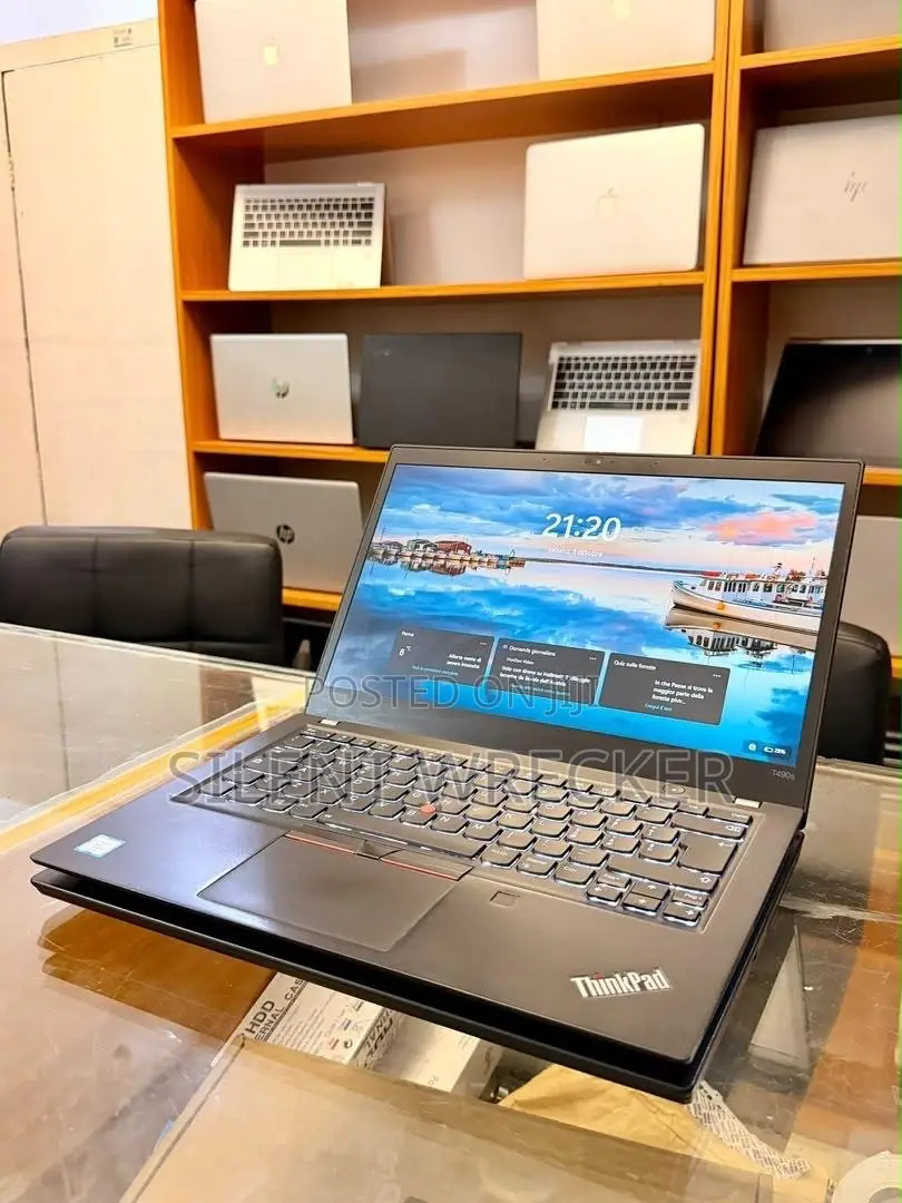New Laptop HP EliteBook 840 G6 16GB Intel Core i7 HDD 256GB
