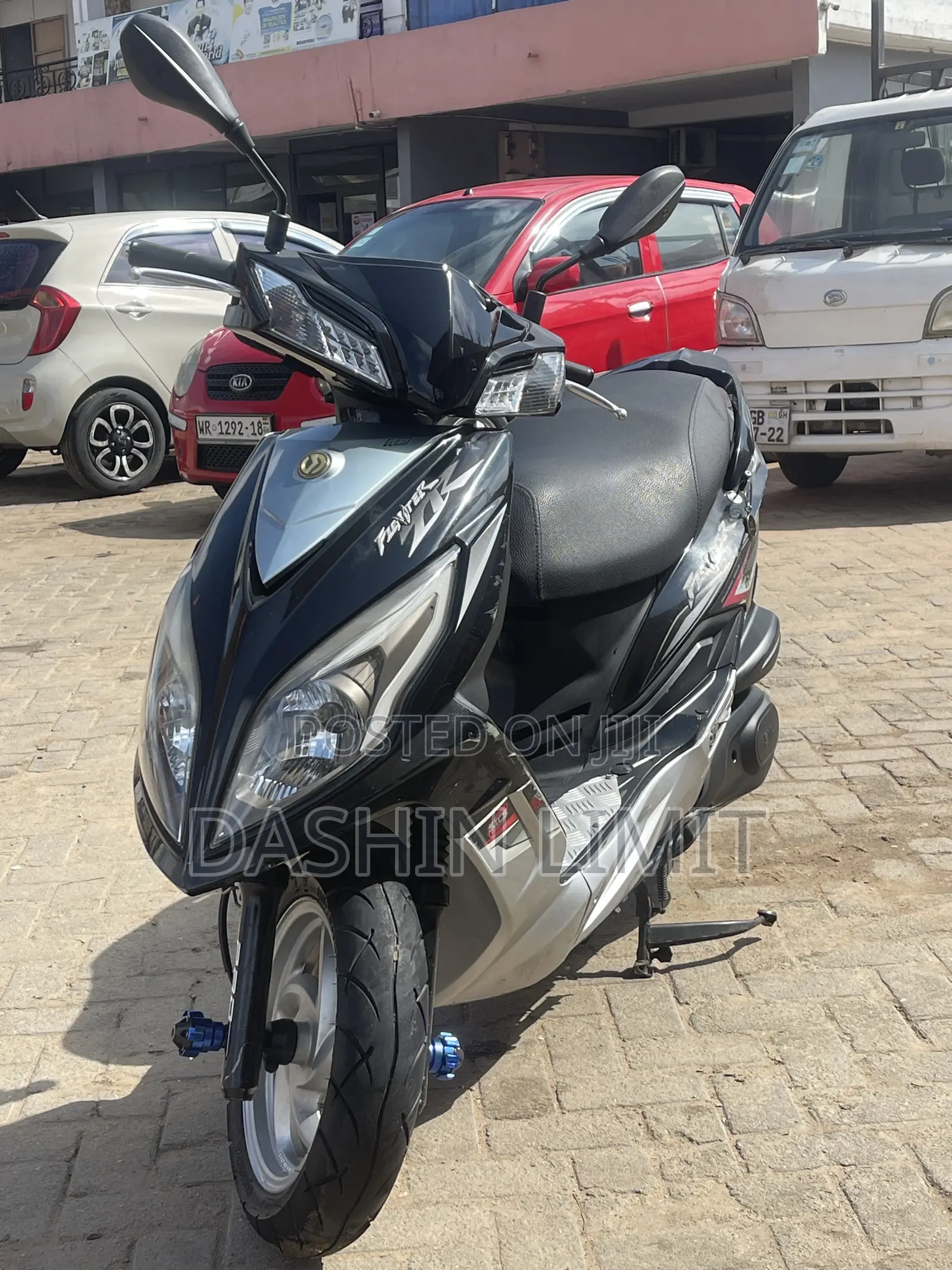 SYM Symnh 2025 Black