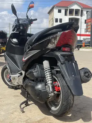 SYM Symnh 2025 Black