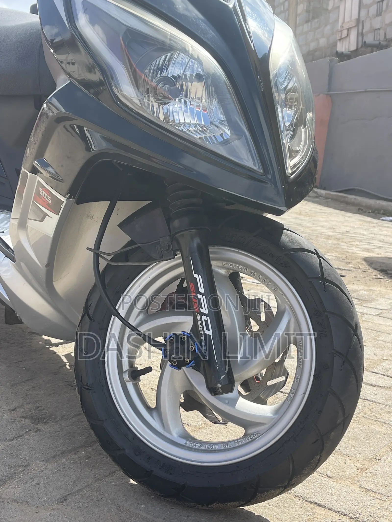 SYM Symnh 2025 Black