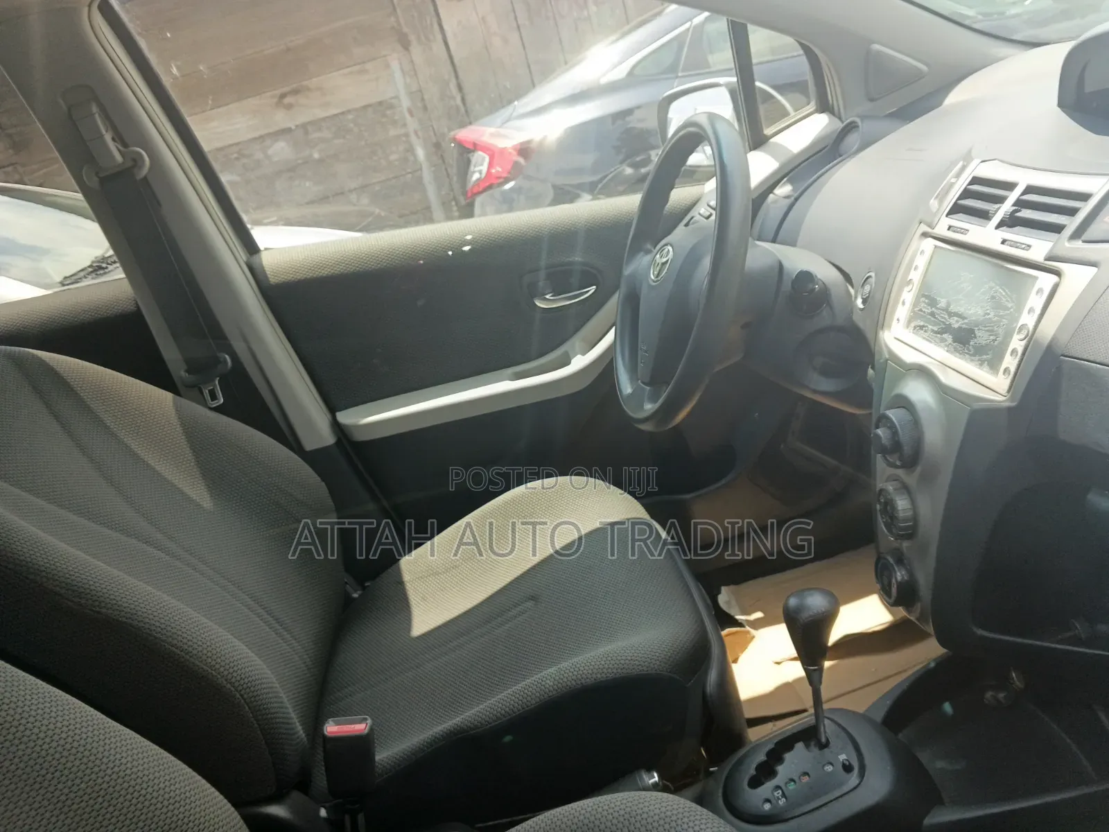 Toyota Vitz 2003 White