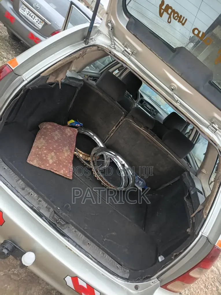 Toyota Corolla 1.6 VVT-i 2007 Silver