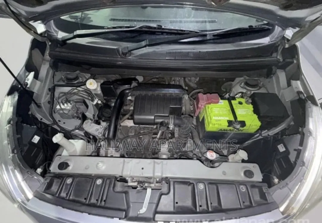 Mitsubishi Attrage 2016 Silver