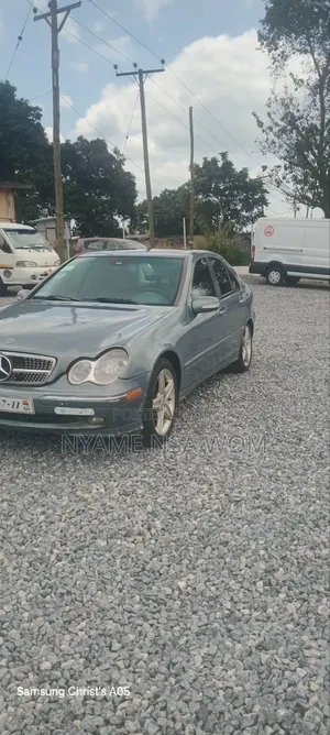 Mercedes-Benz C-Class 2007 Gray