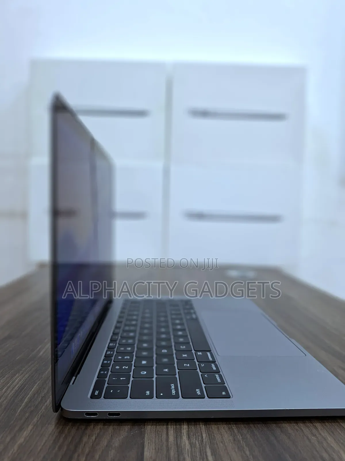 Laptop Apple MacBook Pro 2017 16GB Intel Core i5 SSD 256GB