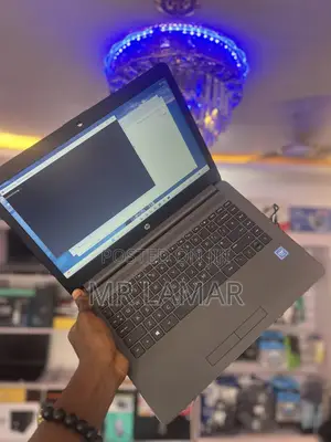 Laptop HP 240 G7 4GB Intel Celeron SSD 128GB