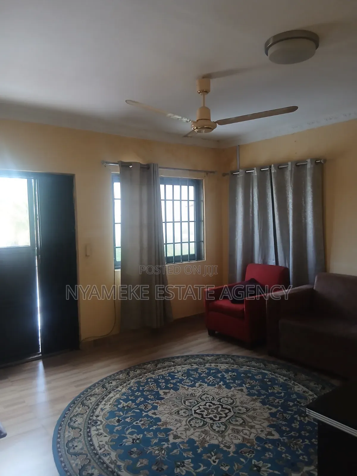Furnished 2bdrm Apartment in Exhibition for rent