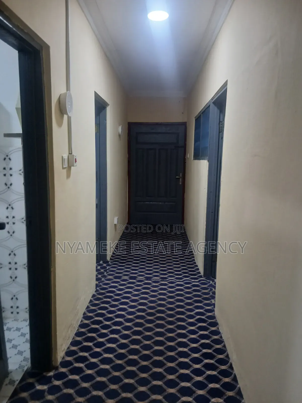Furnished 2bdrm Apartment in Exhibition for rent