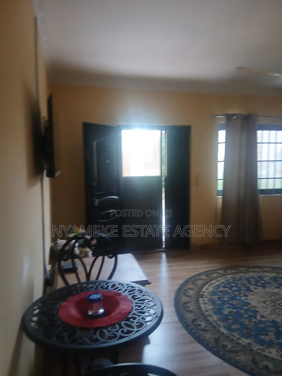 Furnished 2bdrm Apartment in Exhibition for rent