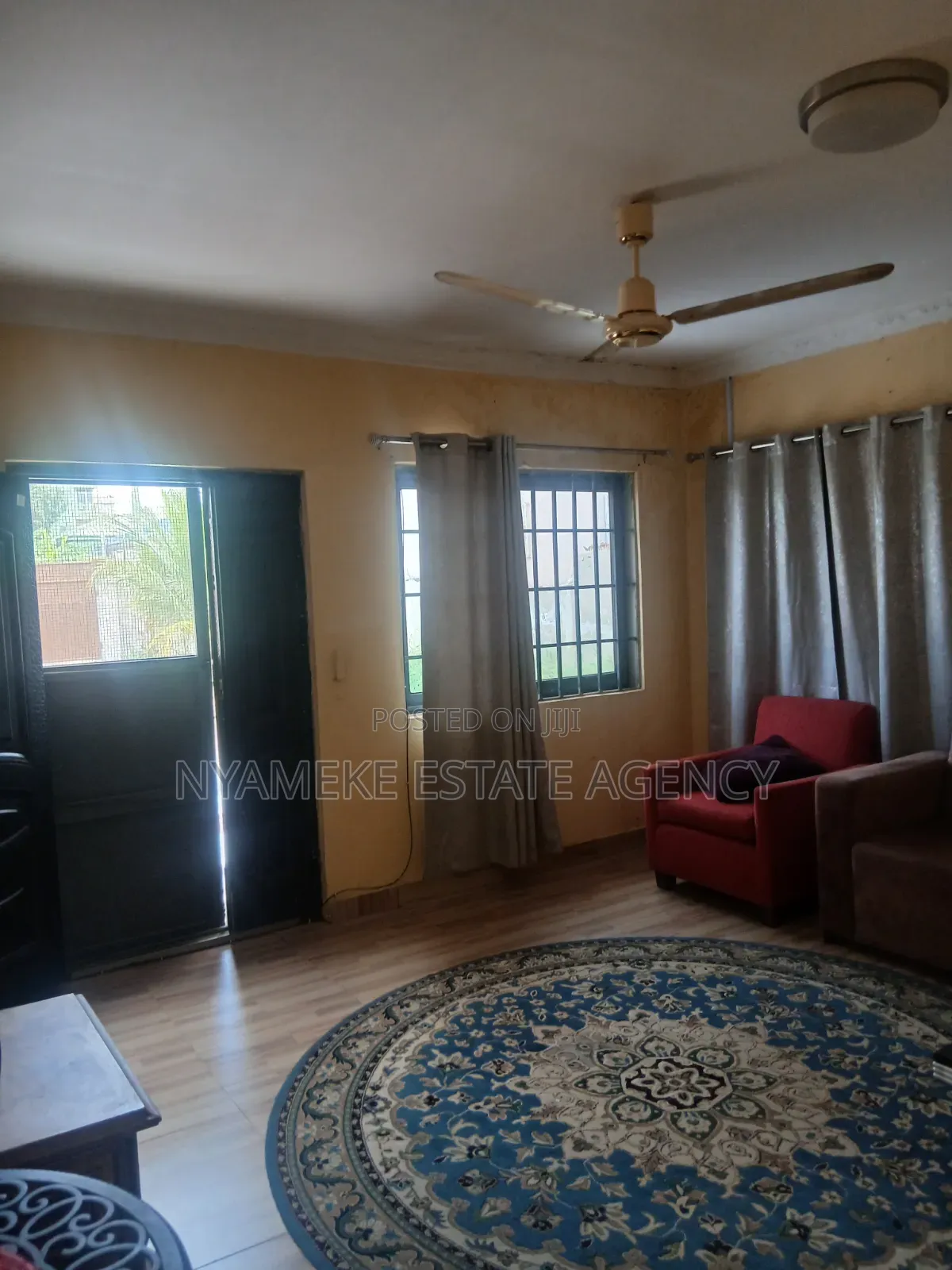 Furnished 2bdrm Apartment in Exhibition for rent