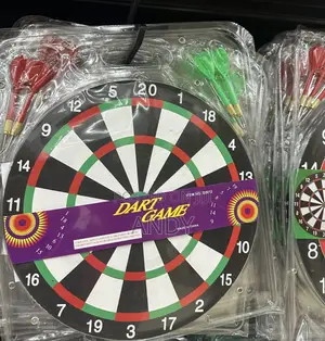Small Dartboard With 6Darts
