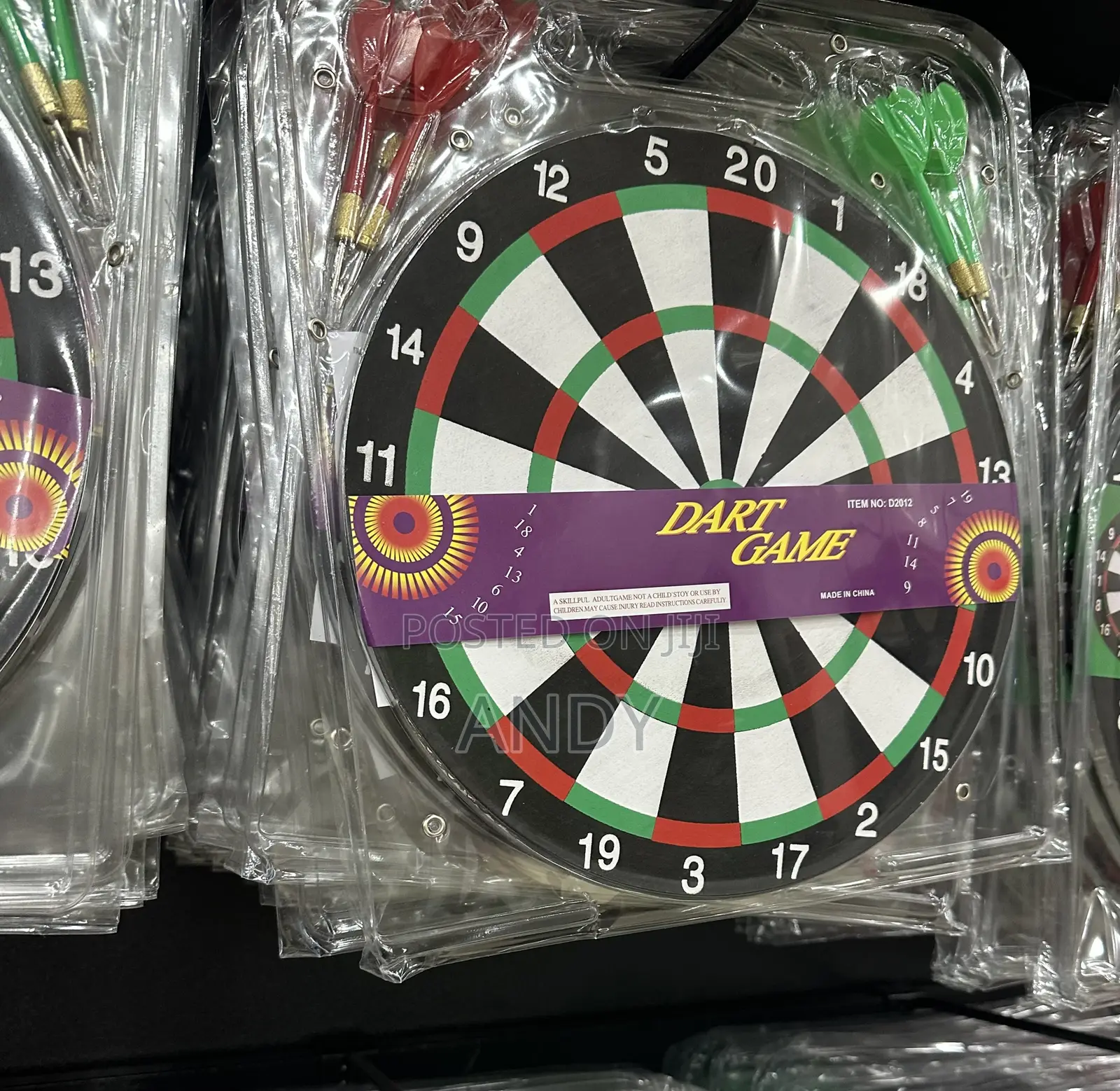 Small Dartboard With 6Darts