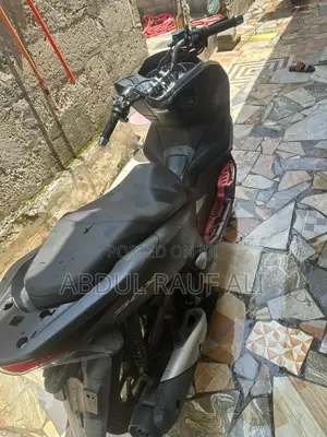 Honda 2022 Gray